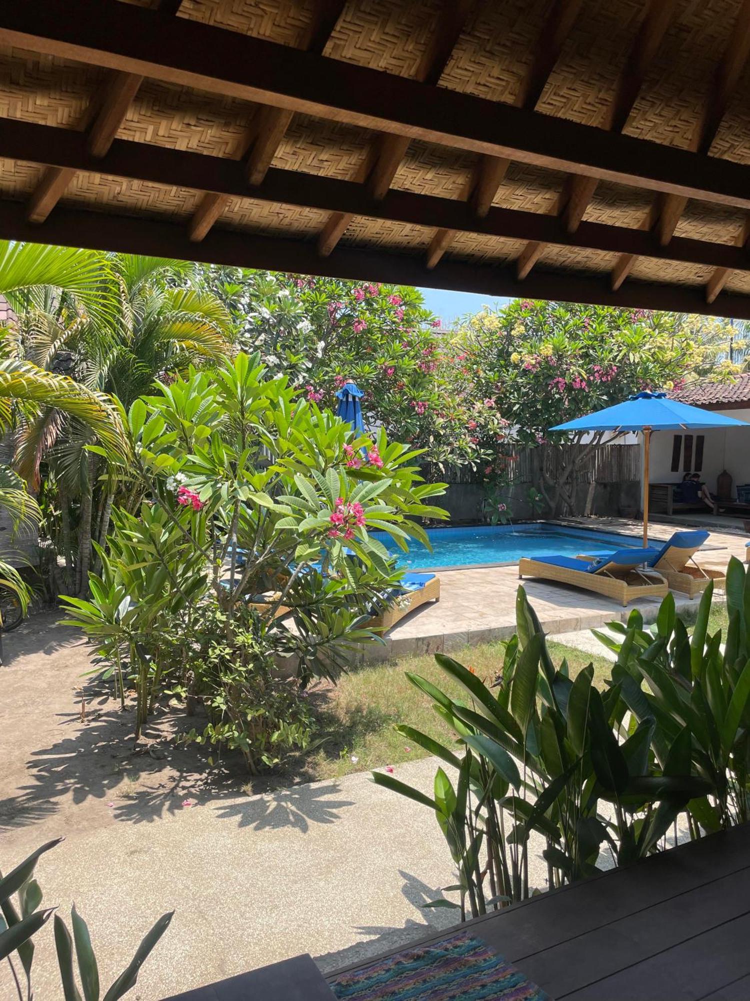 Indigo Bungalows Τζίλι Τραγουανγκάν Εξωτερικό φωτογραφία