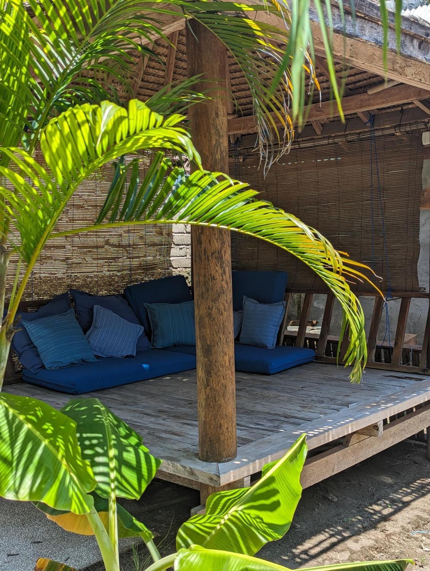 Indigo Bungalows Τζίλι Τραγουανγκάν Εξωτερικό φωτογραφία