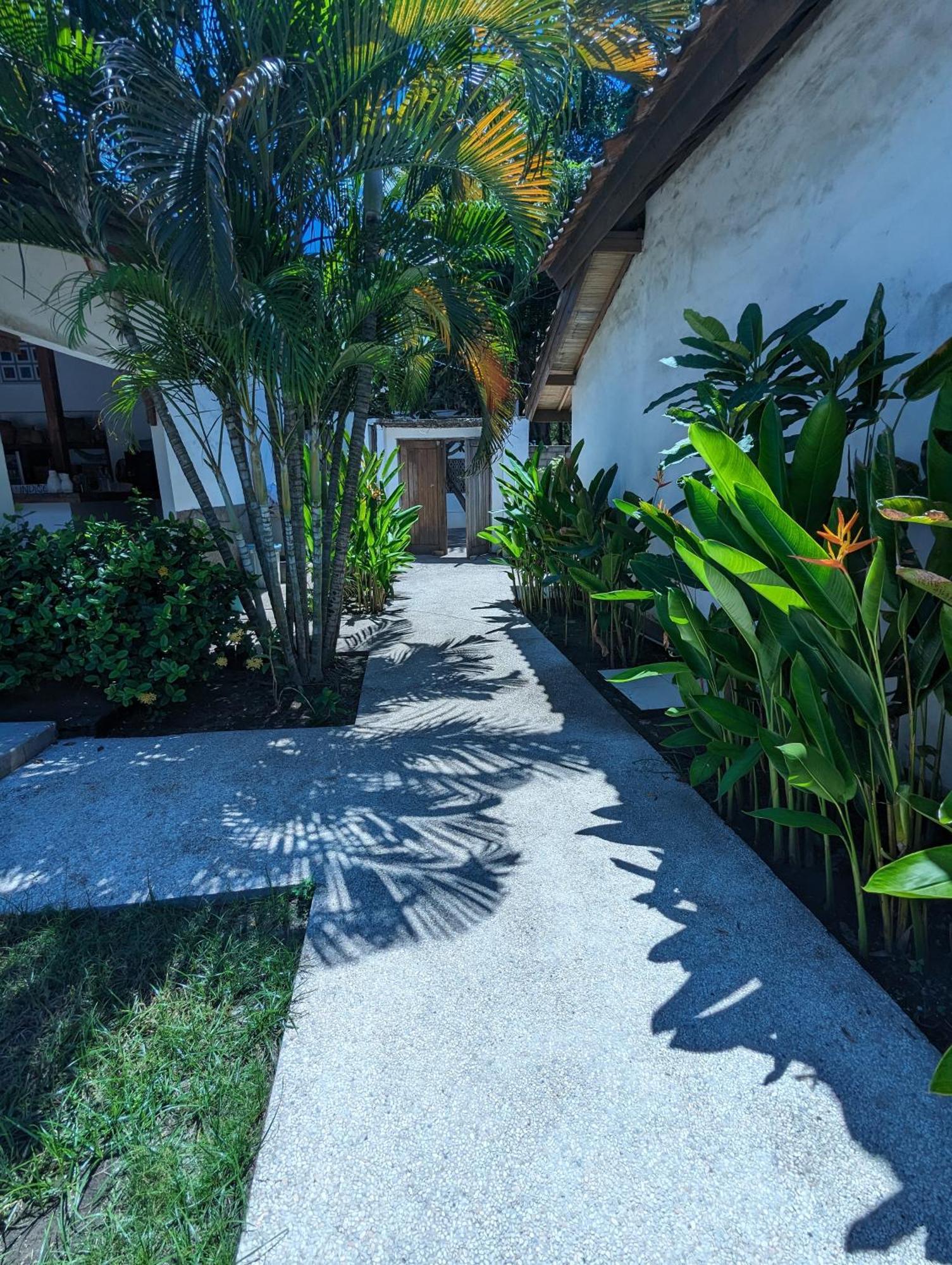 Indigo Bungalows Τζίλι Τραγουανγκάν Εξωτερικό φωτογραφία