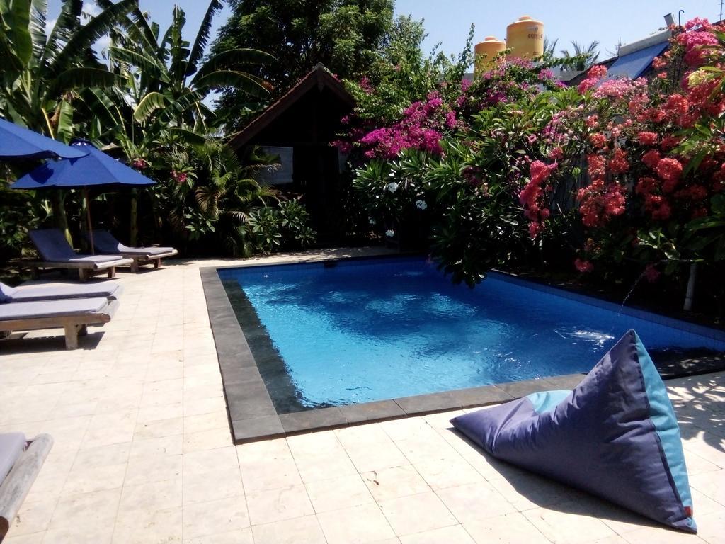Indigo Bungalows Τζίλι Τραγουανγκάν Εξωτερικό φωτογραφία